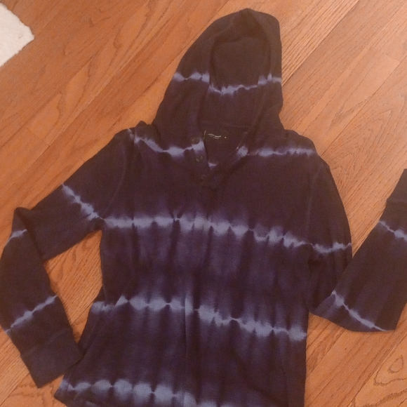 Blue n white stripes Lucky Brand hoodie size Medium never worn in perfect cond. - Picture 6 of 8